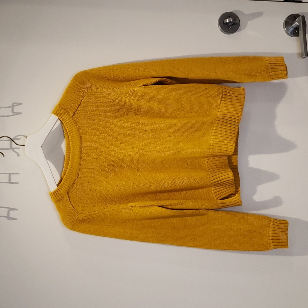 Cropped Sweater - XS